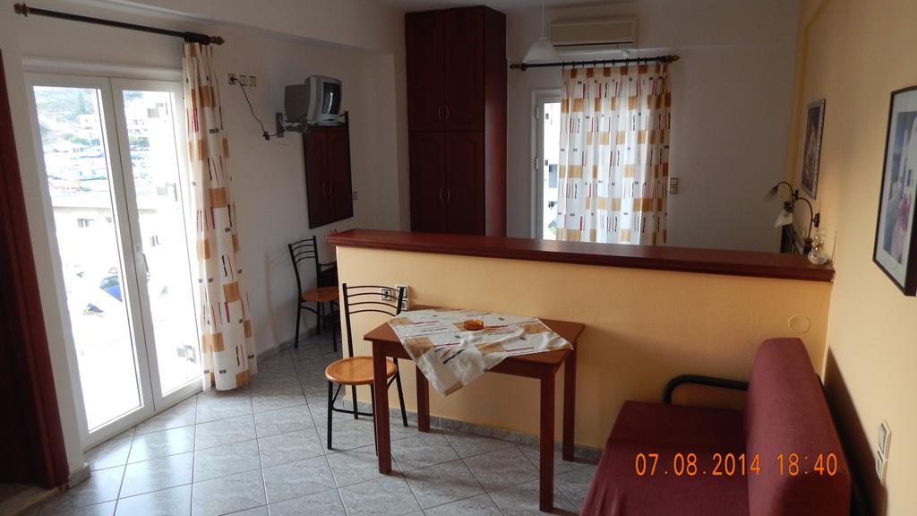 Aparthotel Costareli Fourni Ikarias Pokój zdjęcie